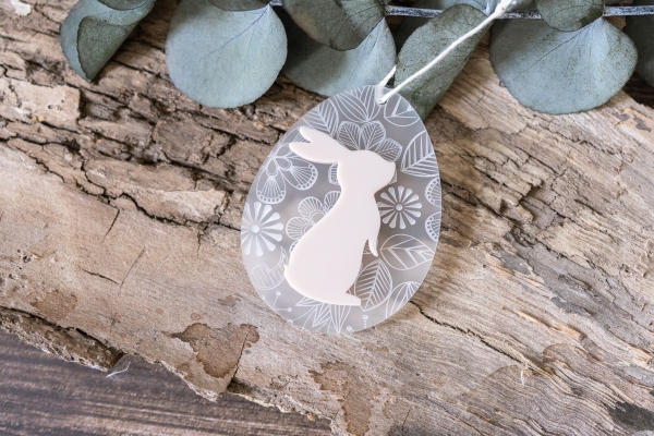 Anhänger Osterei Hase mit Floralen Muster